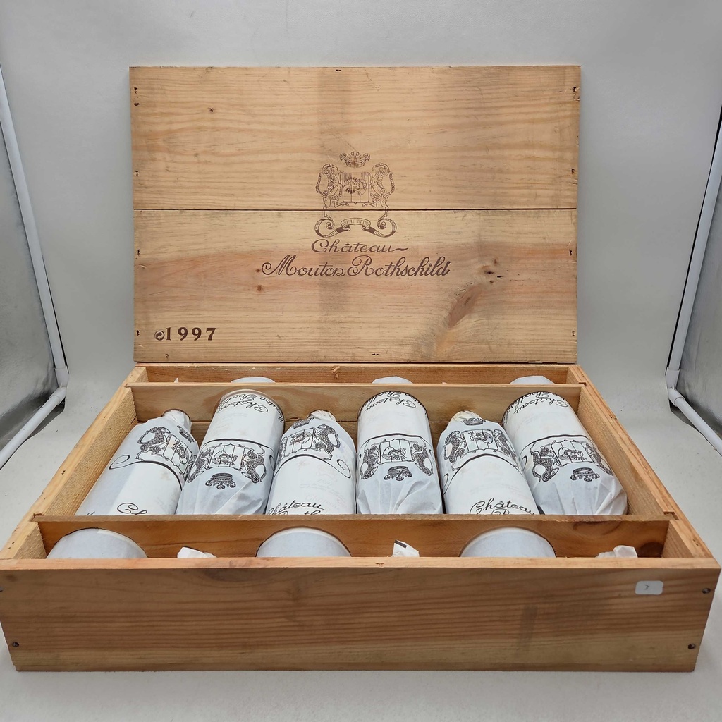 Château Mouton Rothschild Caisse Bois 6 x 75cl 1997 450cl