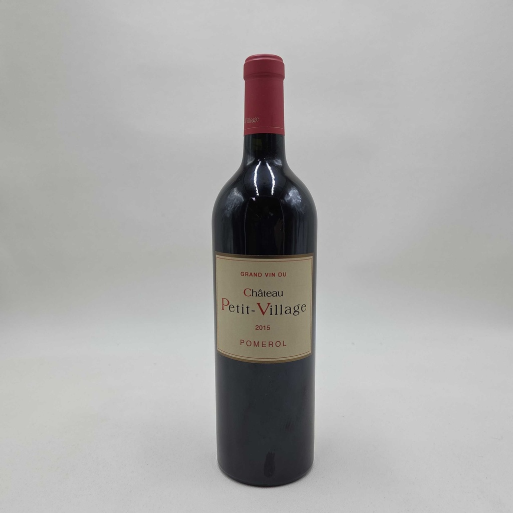Château Petit Village 2015