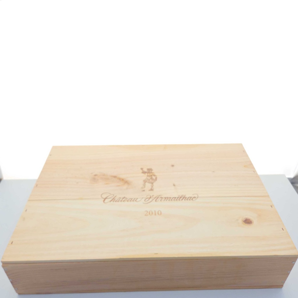 Château d'Armailhac Caisse Bois 6 x 75cl 2010 450cl
